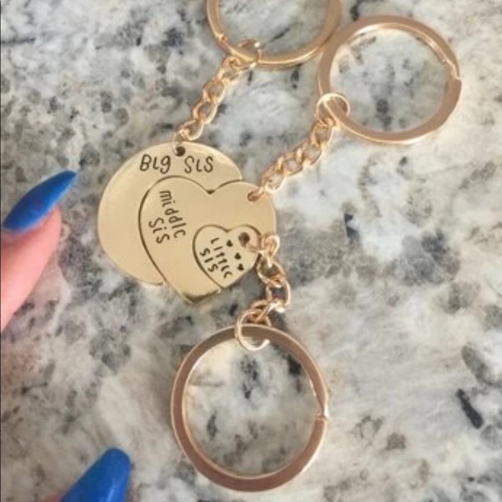 - Sister Keychain - Picture 4 of 5